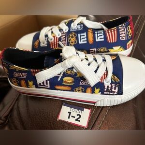 NY Giants Foco youth 1-2 shoes- new no box